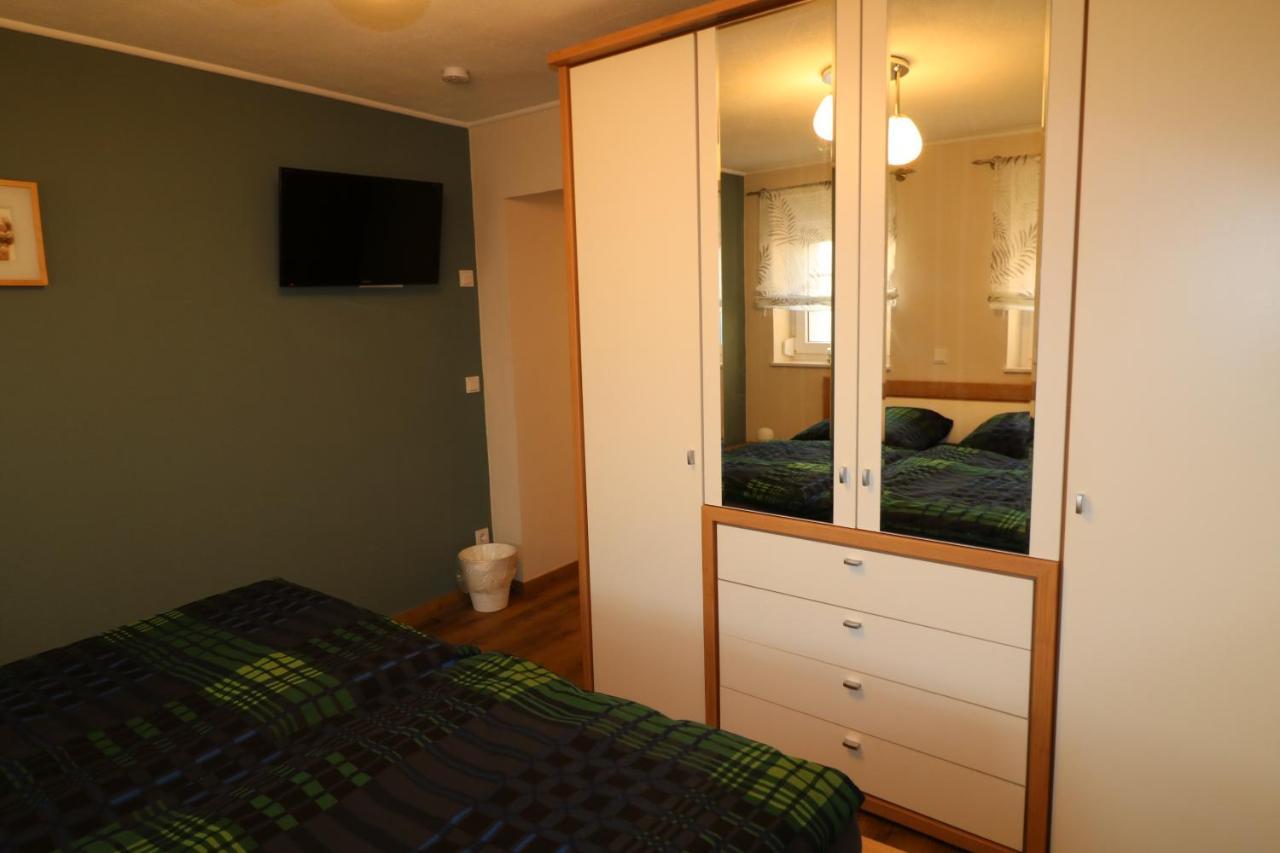 Ferienwohnung Am Pfaffenderbach Ralingen Exterior foto
